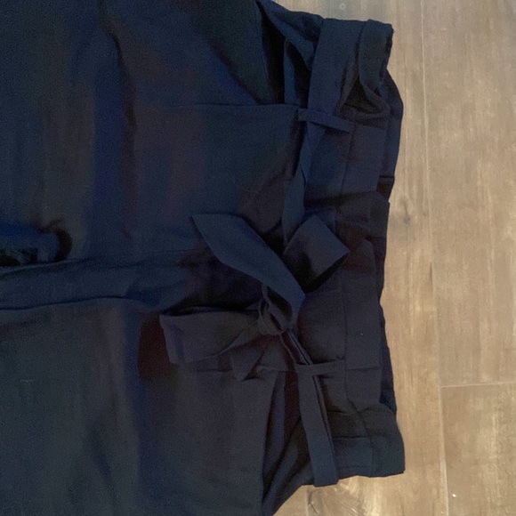 Zara black paper bag style pants - Picture 3 of 4